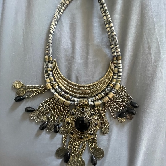 Necklace - Picture 4 of 5